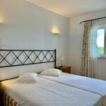 986f2b91-b77d-49bc-abe2-e73c1d69ee98