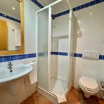 b6484812-5419-44e8-b51b-cba0cf366c9f